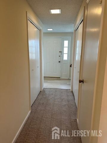 432 Newport Way A, Monroe, NJ 08831