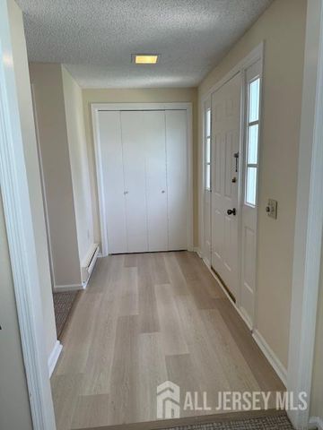 432 Newport Way A, Monroe, NJ 08831