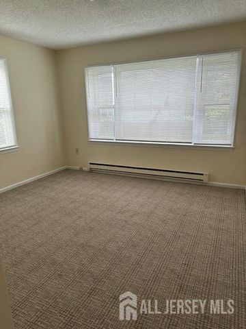 432 Newport Way A, Monroe, NJ 08831