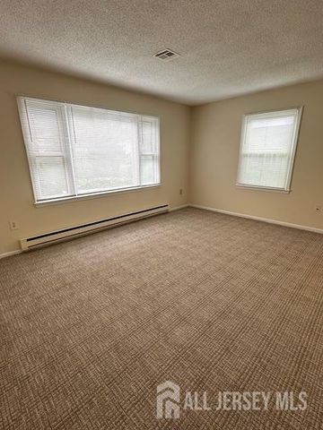 432 Newport Way A, Monroe, NJ 08831