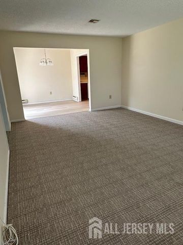 432 Newport Way A, Monroe, NJ 08831