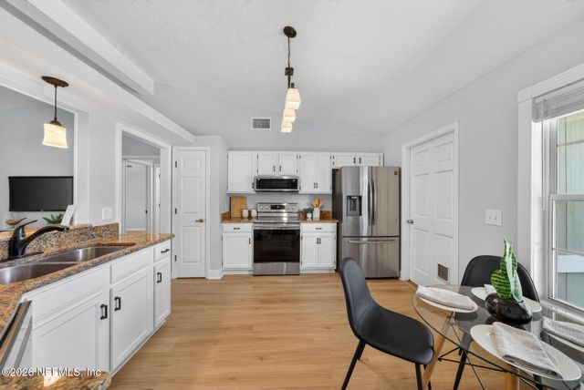 572 COZYBROOK Lane, Fleming Island, FL 32003