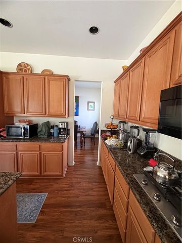 28512 Meadow Heights Court, Canyon Country, CA 91387