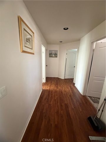 28512 Meadow Heights Court, Canyon Country, CA 91387