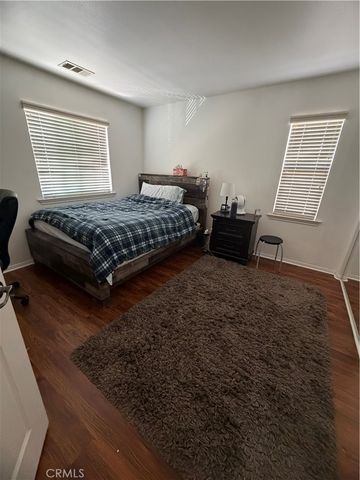 28512 Meadow Heights Court, Canyon Country, CA 91387