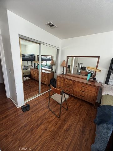 28512 Meadow Heights Court, Canyon Country, CA 91387