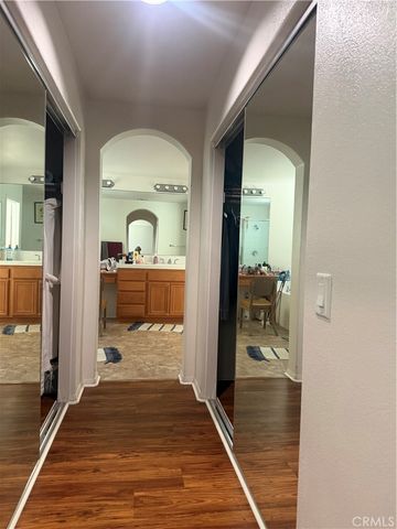 28512 Meadow Heights Court, Canyon Country, CA 91387