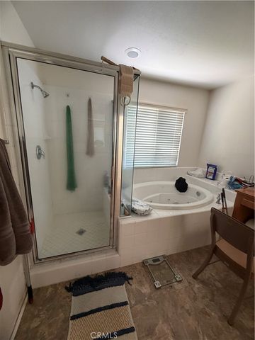 28512 Meadow Heights Court, Canyon Country, CA 91387
