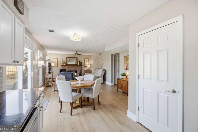 12140 Greenmont Walk, Alpharetta, GA 30009