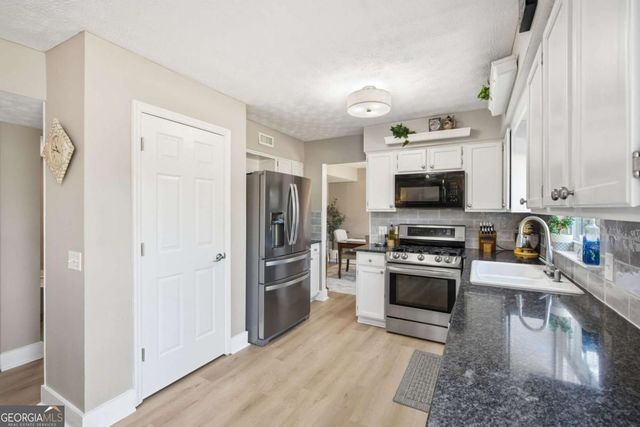 12140 Greenmont Walk, Alpharetta, GA 30009