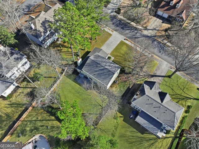 12140 Greenmont Walk, Alpharetta, GA 30009