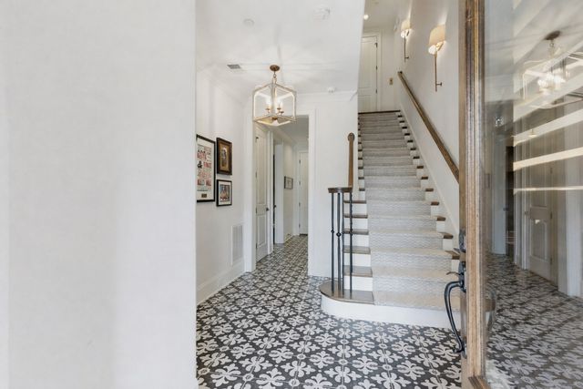 3608D West End Ave, Nashville, TN 37205