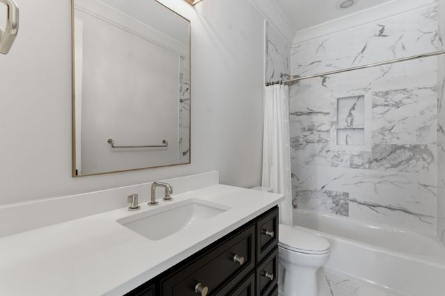 3608D West End Ave, Nashville, TN 37205