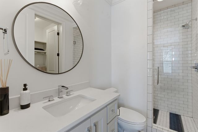 3608D West End Ave, Nashville, TN 37205