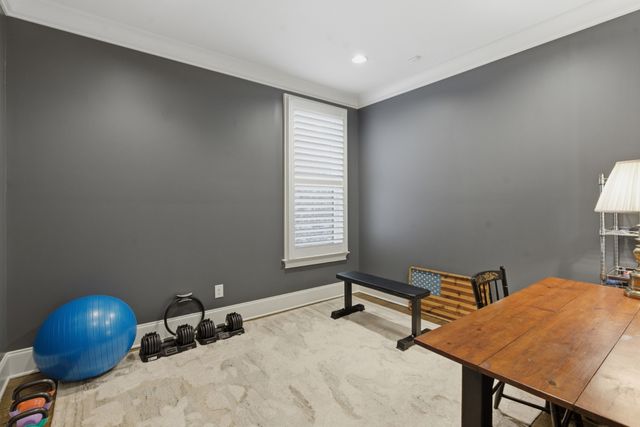 3608D West End Ave, Nashville, TN 37205
