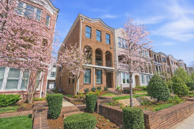 3608D West End Ave, Nashville, TN 37205