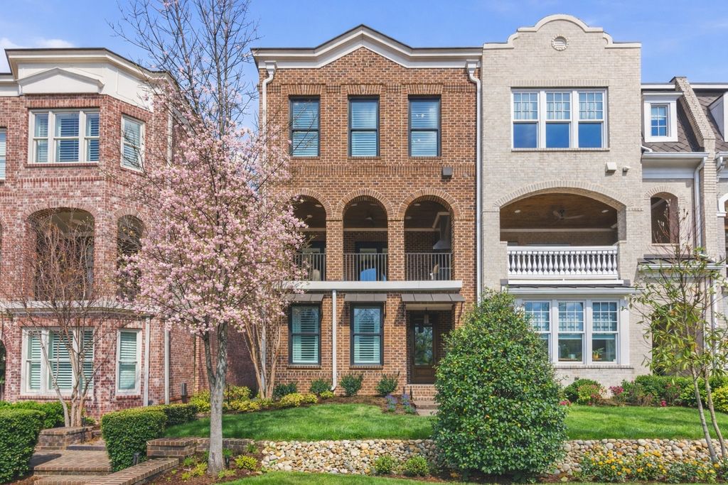 3608D West End Ave, Nashville, TN 37205