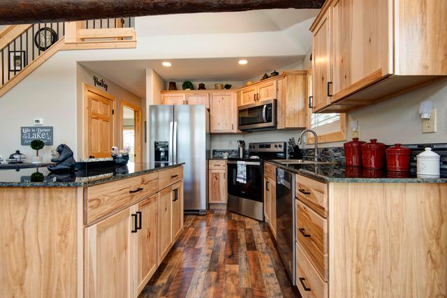 22946 Dalton Drive, Shell Knob, MO 65747