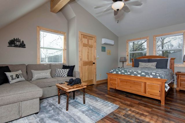 22946 Dalton Drive, Shell Knob, MO 65747