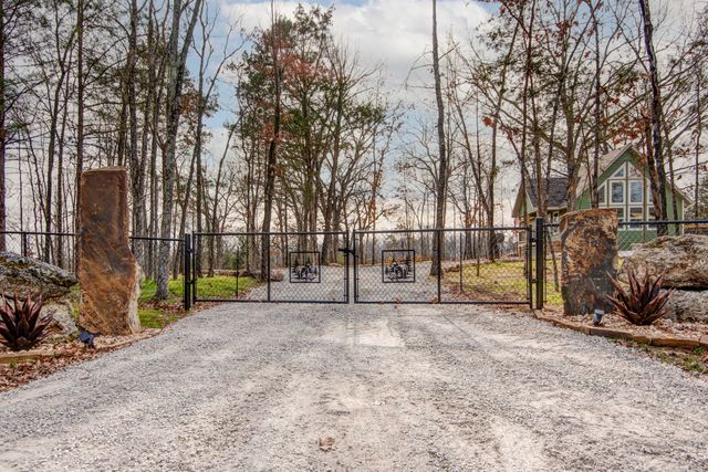 22946 Dalton Drive, Shell Knob, MO 65747