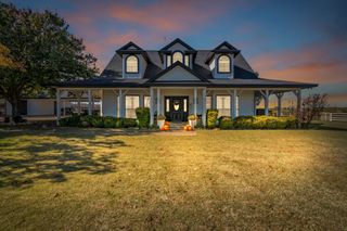 8715 Wagley Robertson Road, Fort Worth, TX 76131
