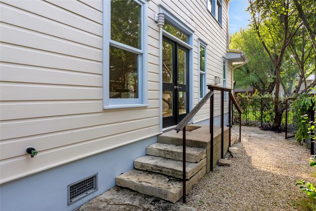 3201 Glenview Ave, Austin, TX 78703