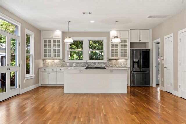 3201 Glenview Ave, Austin, TX 78703