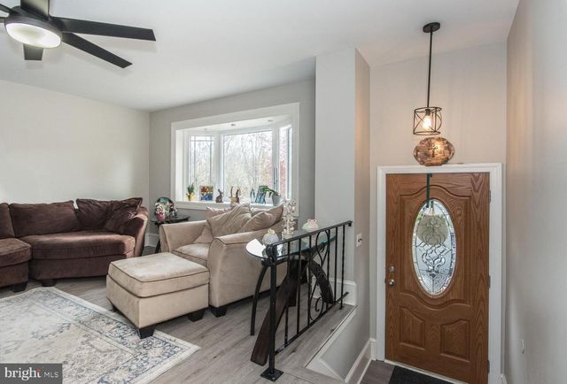 3954 ROWENA DR, Philadelphia, PA 19114