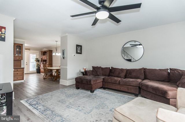 3954 ROWENA DR, Philadelphia, PA 19114