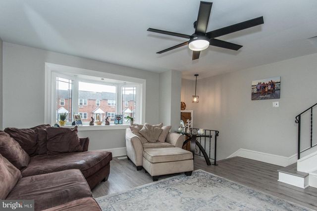 3954 ROWENA DR, Philadelphia, PA 19114