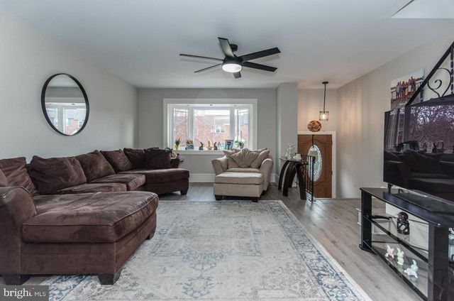 3954 ROWENA DR, Philadelphia, PA 19114