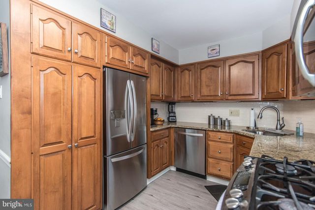 3954 ROWENA DR, Philadelphia, PA 19114