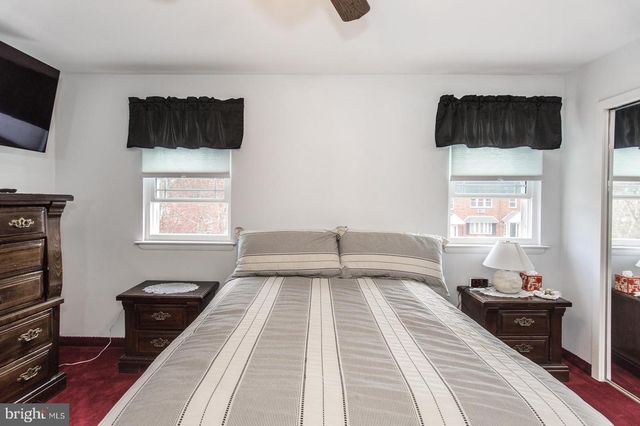 3954 ROWENA DR, Philadelphia, PA 19114