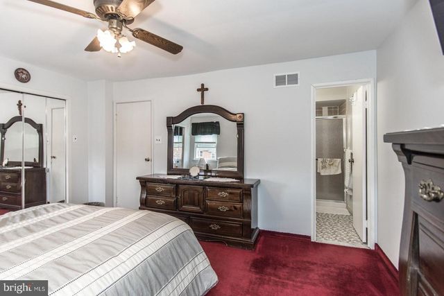 3954 ROWENA DR, Philadelphia, PA 19114