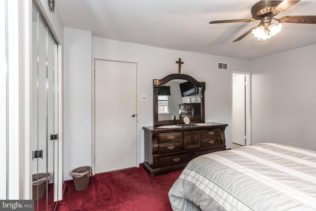 3954 ROWENA DR, Philadelphia, PA 19114