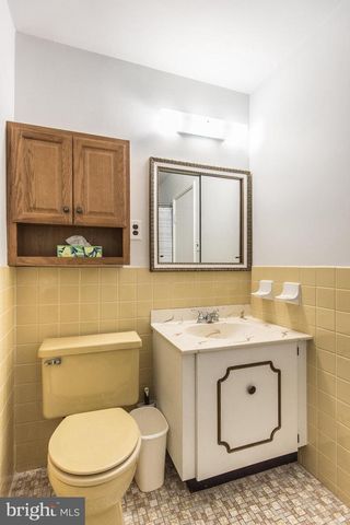 3954 ROWENA DR, Philadelphia, PA 19114