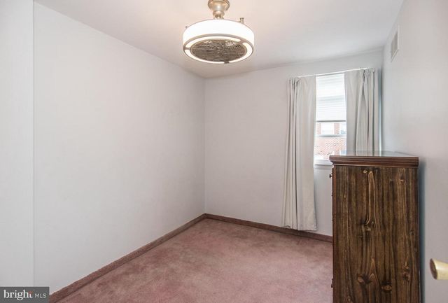 3954 ROWENA DR, Philadelphia, PA 19114