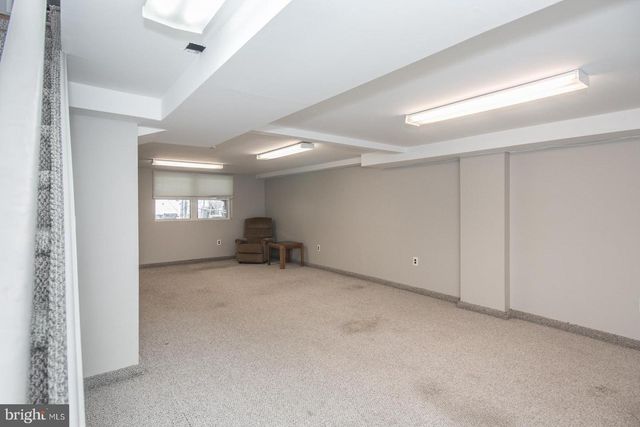 3954 ROWENA DR, Philadelphia, PA 19114