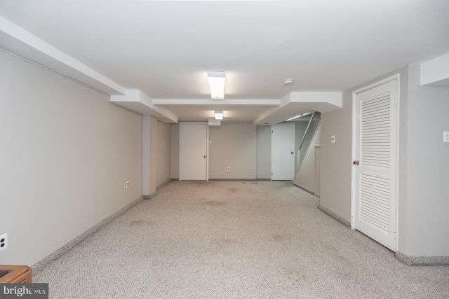 3954 ROWENA DR, Philadelphia, PA 19114