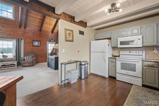 28417 Meadowbrook Estate, Warrenton, MO 63383