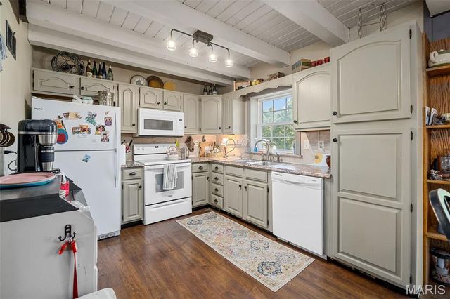 28417 Meadowbrook Estate, Warrenton, MO 63383