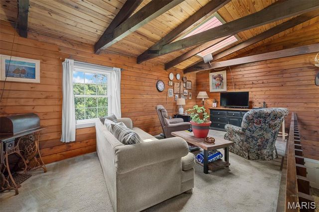 28417 Meadowbrook Estate, Warrenton, MO 63383