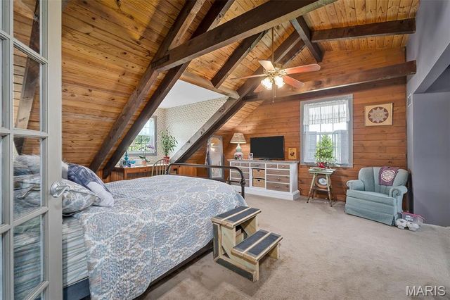 28417 Meadowbrook Estate, Warrenton, MO 63383