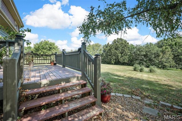 28417 Meadowbrook Estate, Warrenton, MO 63383