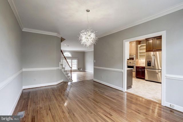 8503 WESTOWN WAY, Vienna, VA 22182
