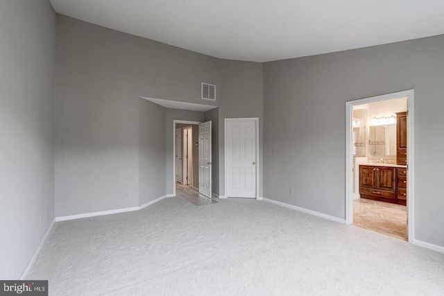 8503 WESTOWN WAY, Vienna, VA 22182