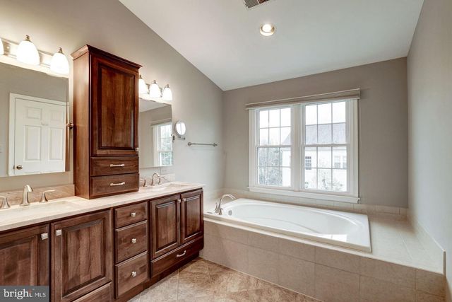 8503 WESTOWN WAY, Vienna, VA 22182