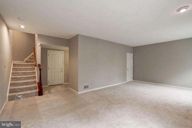 8503 WESTOWN WAY, Vienna, VA 22182