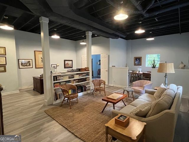 2160 Jay Lane SE, Smyrna, GA 30080