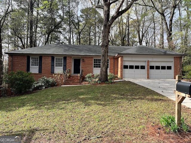 2160 Jay Lane SE, Smyrna, GA 30080